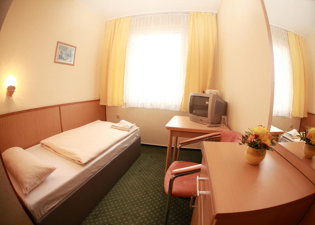 Hotel Bertramshof Wißmar Δωμάτιο φωτογραφία